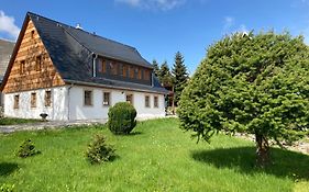 Erzgebirgshaus Zirbenliebe